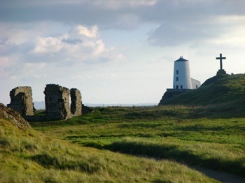 llanddwyn copryight Anglesey Walking Holidays.jpg