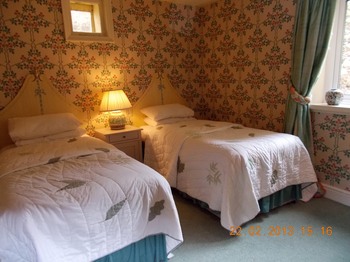 lympley lodge flat bedroom